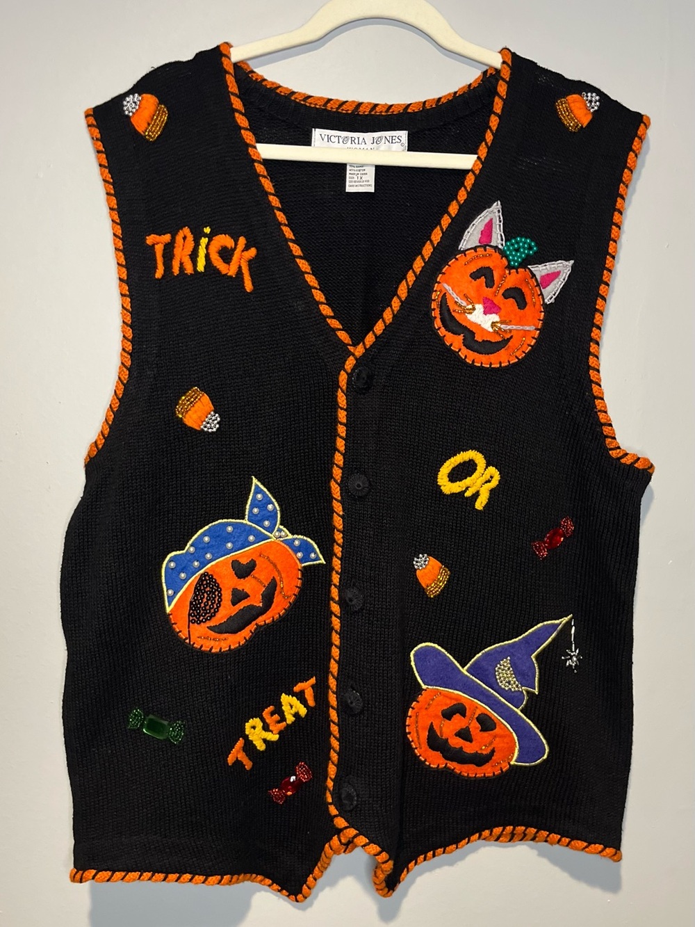 Vintage 90s Victoria Jones 1X Halloween Sweater Vest Cat Pirate Witch Pumpkin